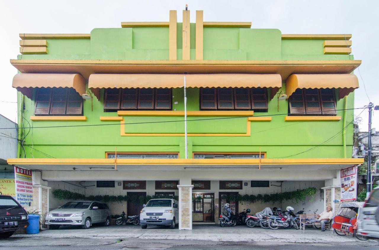 Hotel Keprabon Solo Exterior photo